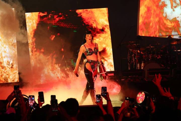 Justin Trudeau seen at Katy Perry concert in Montreal as romance rumors circulate 