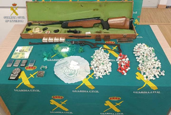 La Guardia Civil desmantela un punto de venta de cocaína en un pueblo junto a Guadalajara