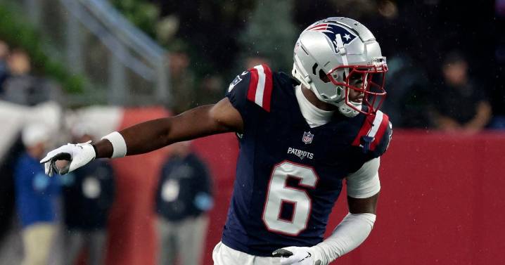 Patriots draft miss Javon Baker reportedly joining Eagles practice squad