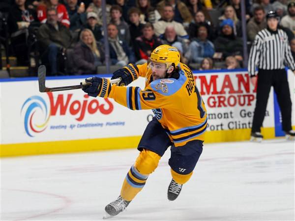 Walleye bring back ECHL veteran, defenseman Russell