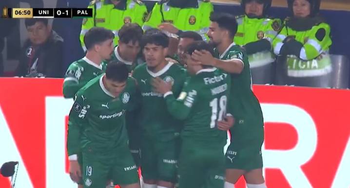 Gol de Gustavo Gómez hoy, Universitario vs. Palmeiras por Copa Libertadores 2025 | Gol de Palmeiras 