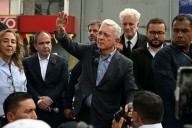 El expresidente Uribe renuncia a la inminente prescripción de su caso en Colombia