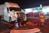 Hombre queda gravemente lesionado tras ser atropellado por tractocamión en Pescadero