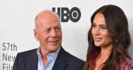 Esposa de Bruce Willis responde a quienes la critican tras entrevista con Diane Sawyer
