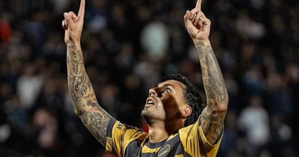Boca rompió su histórica racha negativa y goleó a Independiente Rivadavia