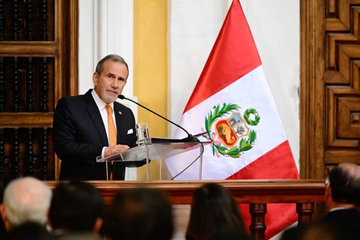 Impasse fronterizo con Colombia: Congreso citará a canciller Schialer