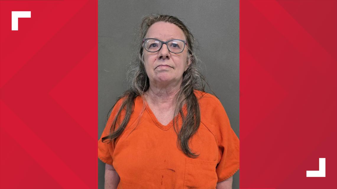 Jasper County woman arrested for allegedly posing as an officer, threatening man with gun