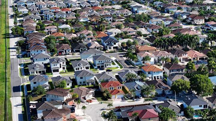 After a few chilly years, the real estate market is looking a little warmer : NPR