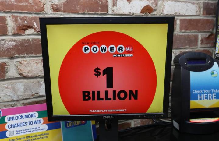 Powerball winning numbers drawn for $1 billion jackpot: Results for Aug. 30