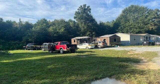 Father, 7-year-old son dead after house fire in Limestone County