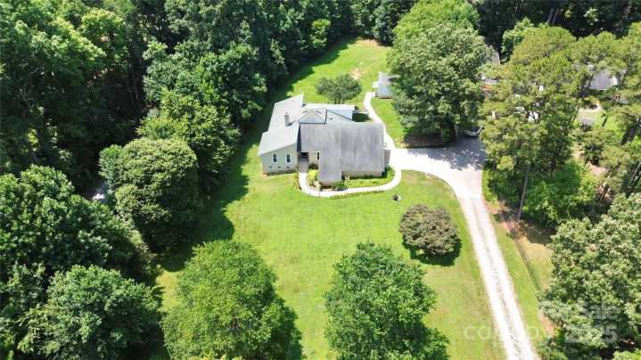Art Meets Home: Open house & local artist showcase in Mount Holly