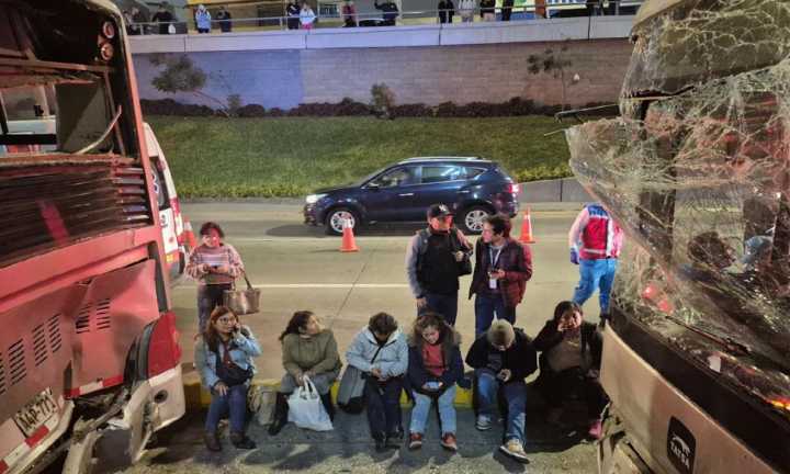 Pistas mortales: más de 40 heridos tras triple choque de buses del Metropolitano
