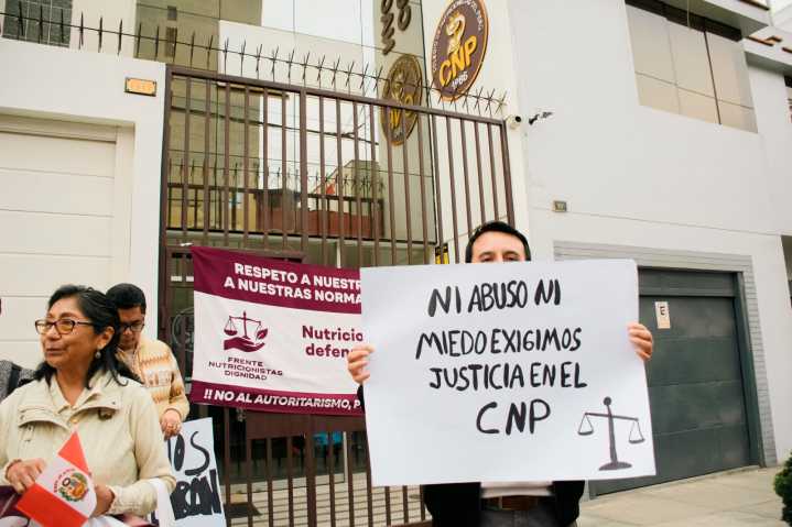 Cuestionan elecciones en el Colegio de Nutricionistas