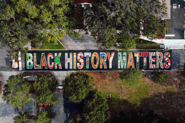 Report: Pastors arrested for protesting mural removal in St. Petersburg