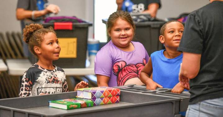Back to School Bash serves 122 children in Senoia