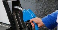 ¿Sube o baja la bencina? Revisa el precio del combustible para los próximos días