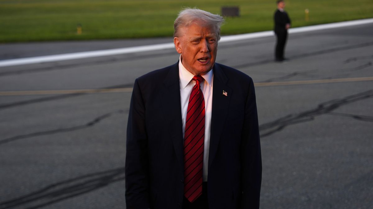 Trump excluye al secretario del Tesoro de la lista de candidatos para presidir la Fed