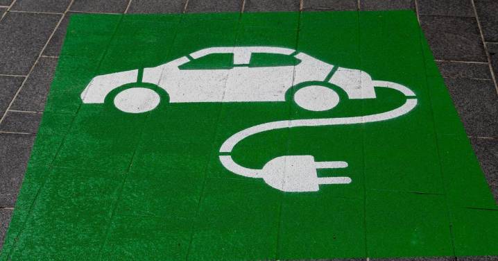 España ante el reto de la electrificación: avances discretos y desafíos persistentes