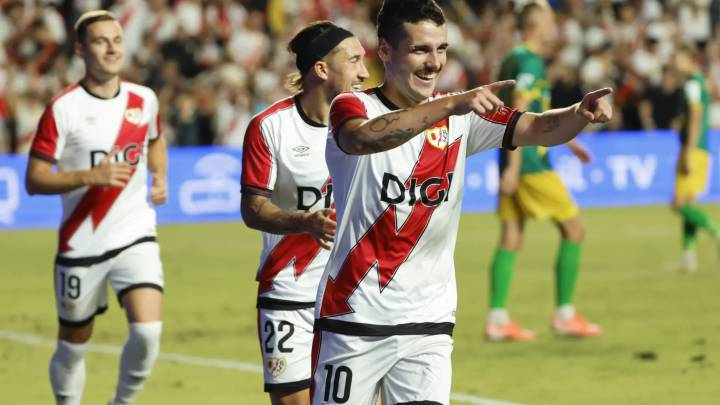 El Rayo ya es de Europa con todas las de la ley: goleada en Vallecas al Neman para sacar billete a la fase final de la Conference