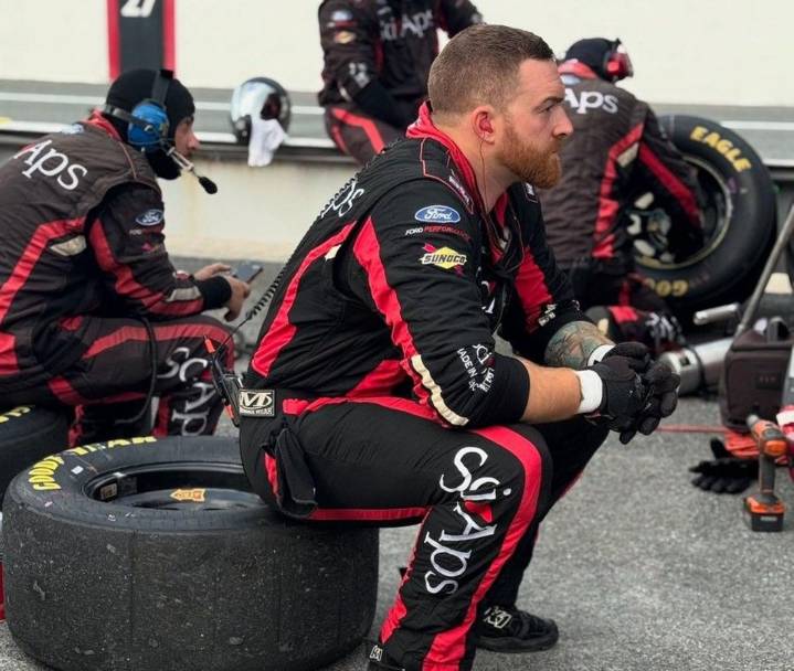 Rochester Native & NASCAR Pit Crew Star Dies