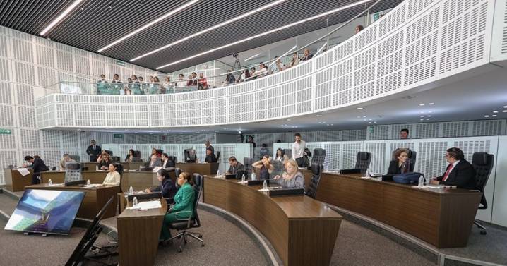 Rumbo a primer informe Legislativo, diputados reconocen bajos de resultados