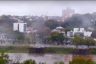 Diluvio en Paraná generó anegamientos en viviendas: piden circular con precaución