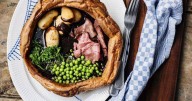 I asked chefs how to make gravy tastier—there's 1 ingredient they all agreed on