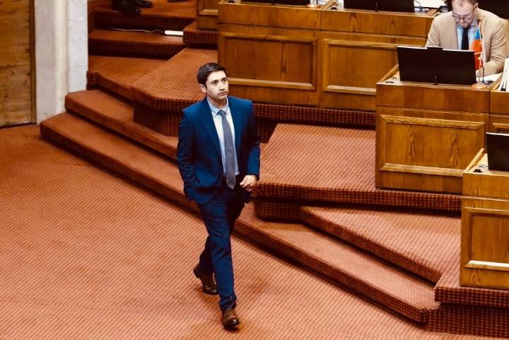 Calisto se defiende y asegura que existe validación de informes de cuestionada asesora