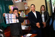 El presidente Luis Arce emite su voto y asegura un "transito democrático" en Bolivia