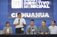 Galería.- Komaba se registra para contender el comité municipal del PAN