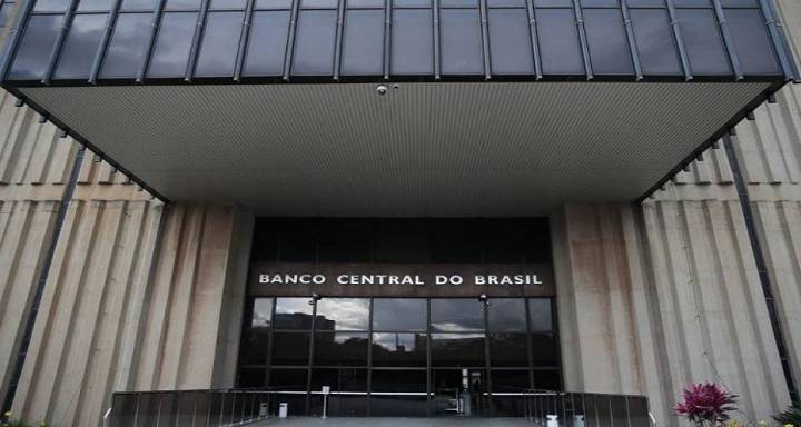 Banco Central de Brasil reafirma necesidad de tasas altas