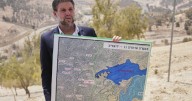 Israel announces a settlement that critics say will effectively sever the West Bank in two