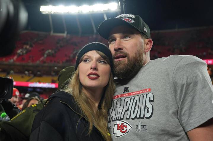 Photos of Taylor Swift and Travis Kelce, now engaged