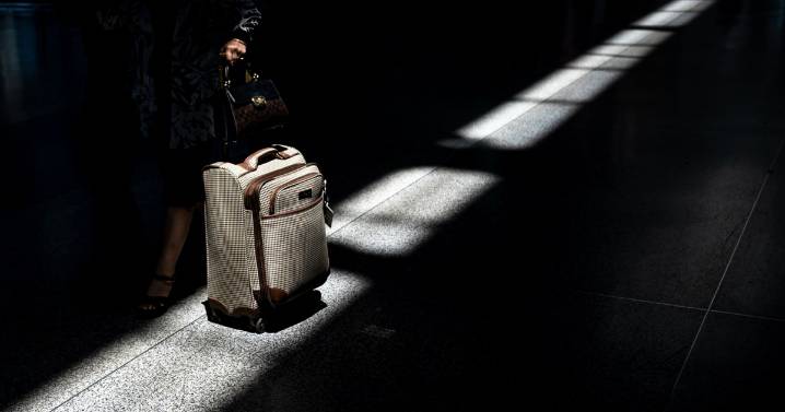 Some tourists could be required to post $15,000 bonds to enter the U.S.