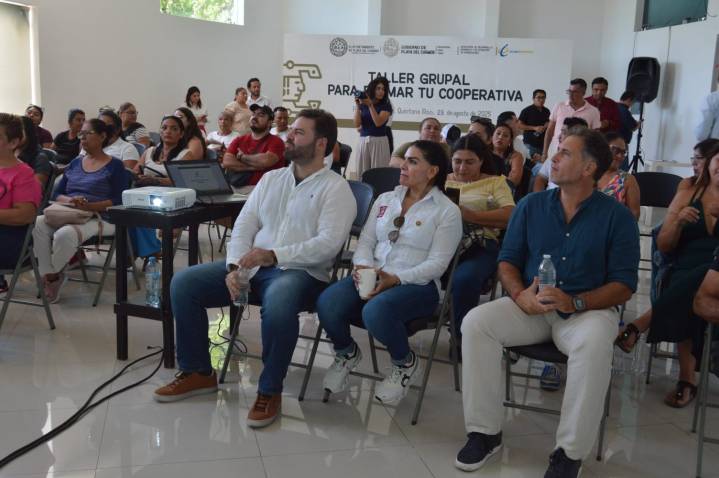 Gobierno de Estefanía Mercado promueve la creación de cooperativas con beneficio social en Playa del Carmen