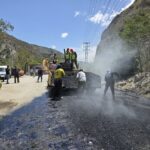 Gobernación de Mérida asfalta la carretera Trasandina