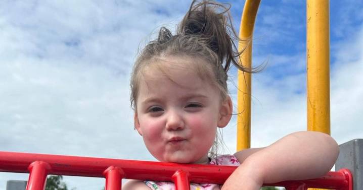 Ayr toddler in gruelling cancer battle after broken leg led to devastating diagnosis