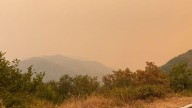 Testimonio de una mujer desalojada por los incendios de León: "El aire era irrespirable, nos picaban los ojos y veías volar ceniza"
