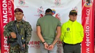Ejército captura a presunto responsable de ataque con moto bomba en Calamar, Guaviare: era de las disidencias de ‘Iván Mordisco’