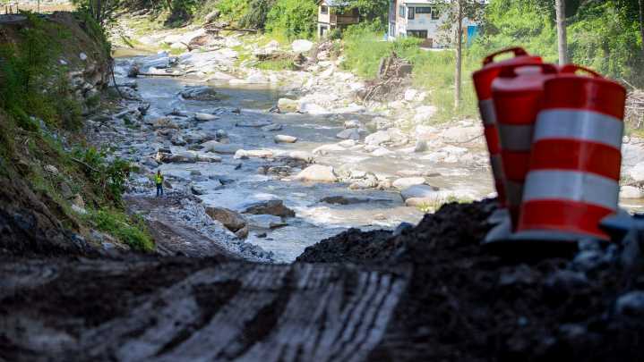 Ride-Along Tour Highlights NCDOT Helene Repairs on U.S…