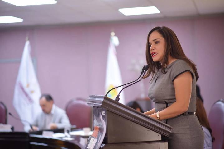 Visibilizar a personas adultas mayores, pide diputada