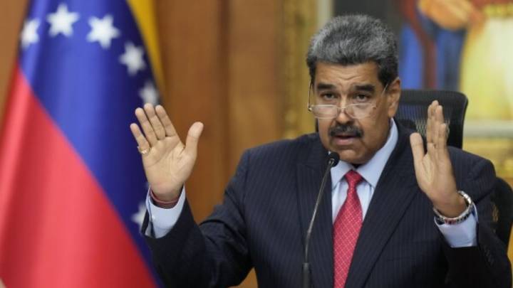 Desplegará Maduro 4.5 millones de milicianos ante amenazas de EU