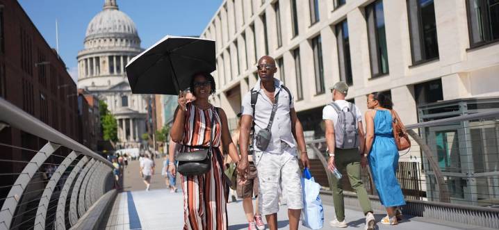 London weather: Amber heat health alert issued as capital to sizzle in fourth heatwave of the summer