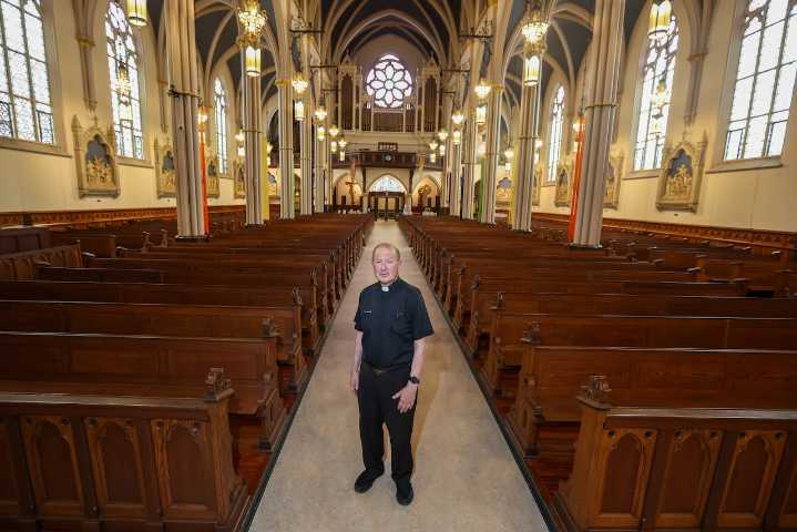 FedEx ‘lied’ and messed with the wrong church. This N.J. pastor fought back against ‘extortion.’