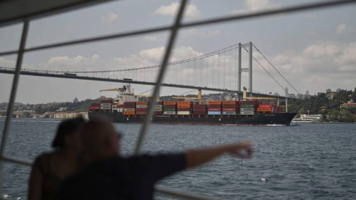 World braces for shakeup as Trump tariffs begin
