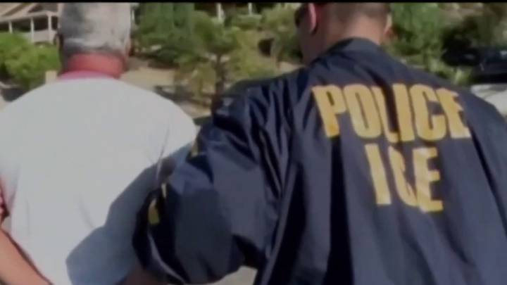 Gobierno estaría reclutando a jóvenes de 18 años como agentes de ICE