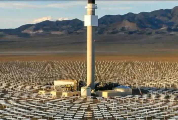 Anuncia Sheinbaum construcción de dos plantas termosolares con inversión de 800 millones de dólares en BCS