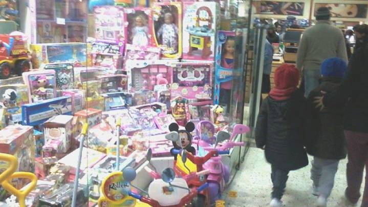 Tras el regreso del "Día del Niño", los bancos ofrecen descuentos de hasta el 40% en juguetes y ropa