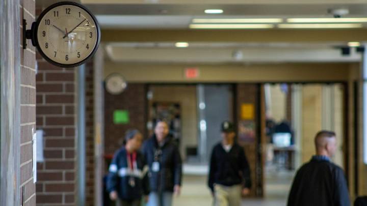 Kansas foster children might miss class because of school enrollment issues