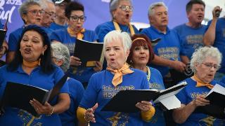 Celebran a abuelitas y abuelitos con jornada recreativa en el Foro...